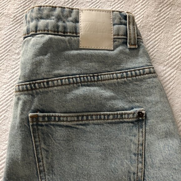 Zara Denim Jeans - Size 8 - Picture 4 of 8